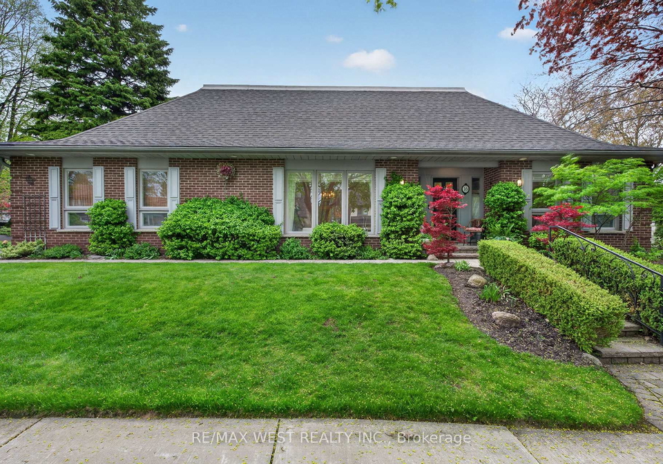 16-caravan-drive-north-york-ontario-c13142512