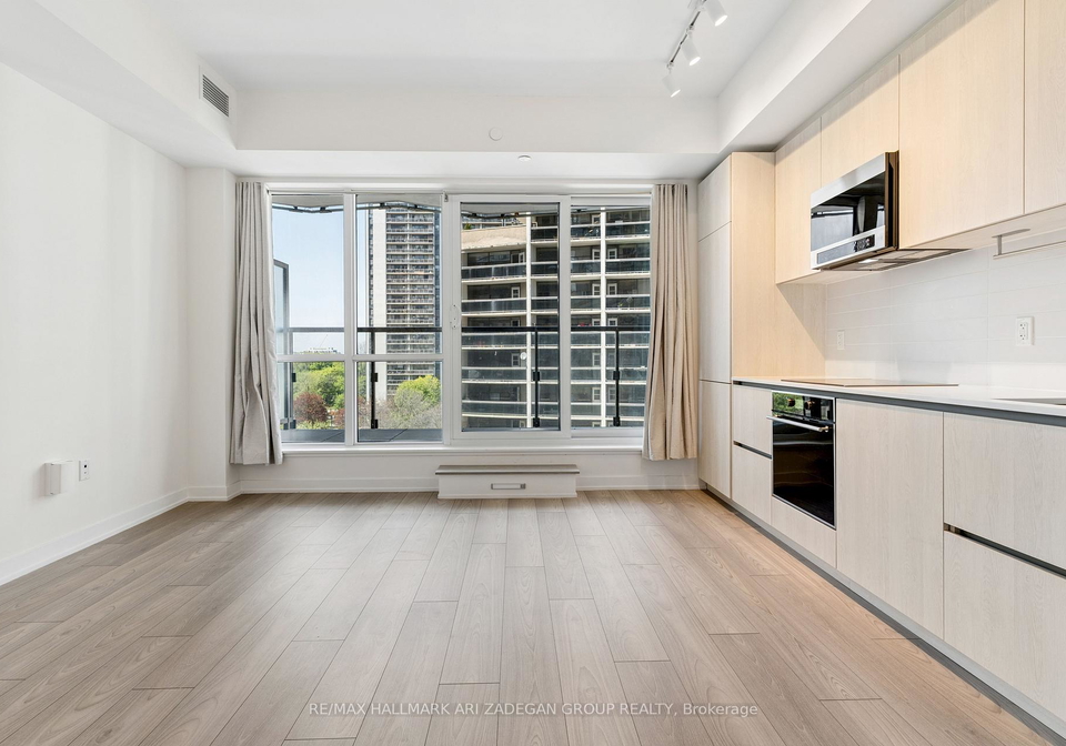 120-broadway-avenue-toronto-ontario-c13142596