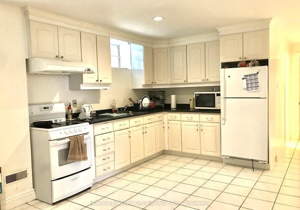 298-mckee-avenue-north-york-ontario-c13142776