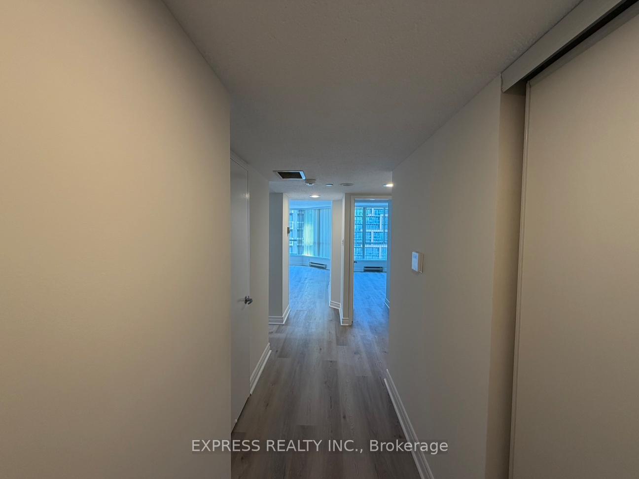 38-elm-street-toronto-ontario-c13142784
