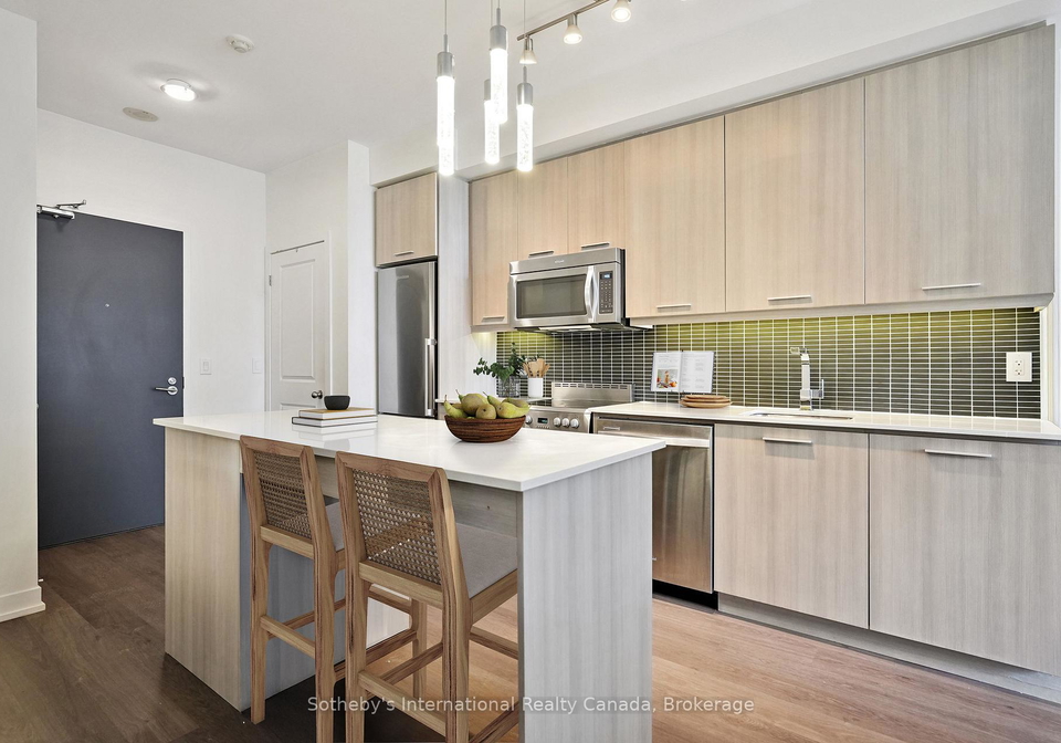 105-george-street-toronto-ontario-c13142794
