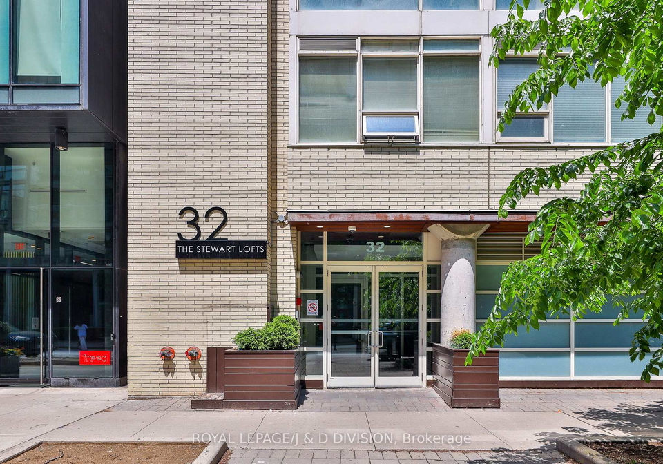 32-stewart-street-toronto-ontario-c13142870