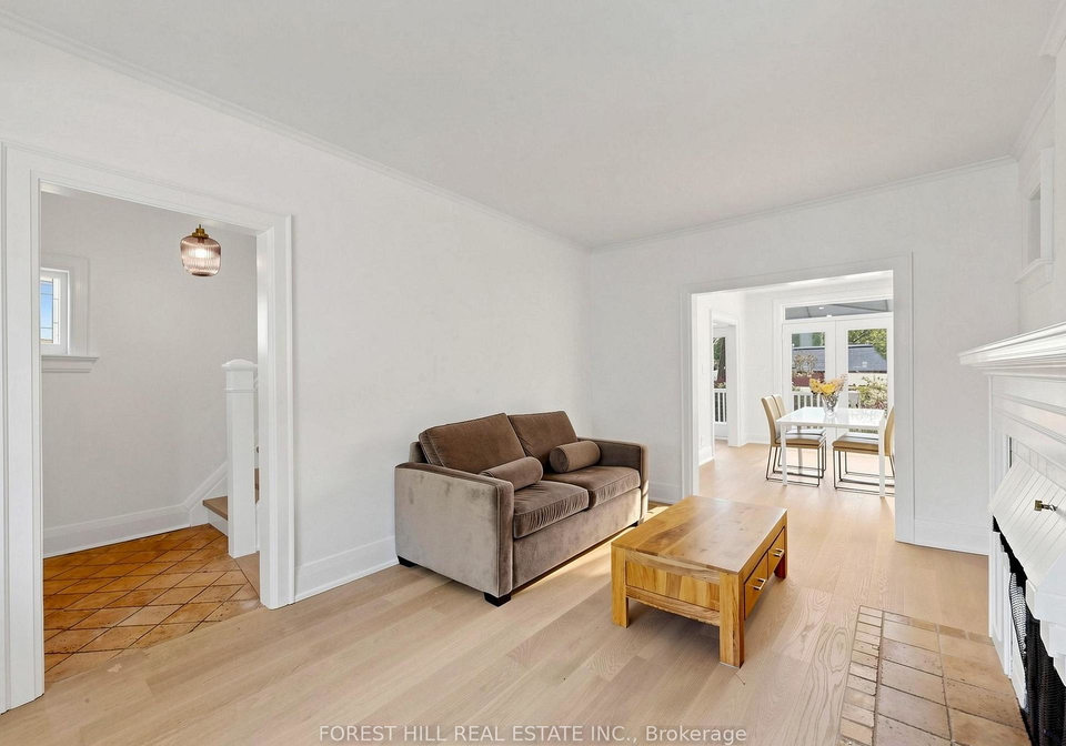 277-snowdon-avenue-toronto-ontario-c13142908