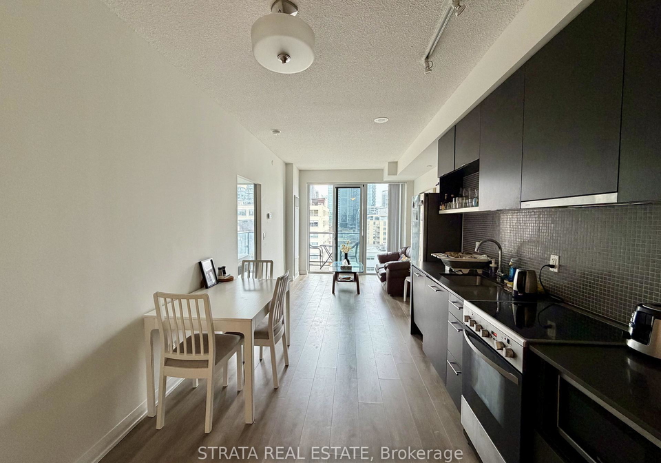 435-richmond-street-w-toronto-ontario-c13142950
