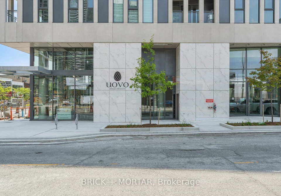 1-hillsdale-avenue-w-toronto-ontario-c13142972