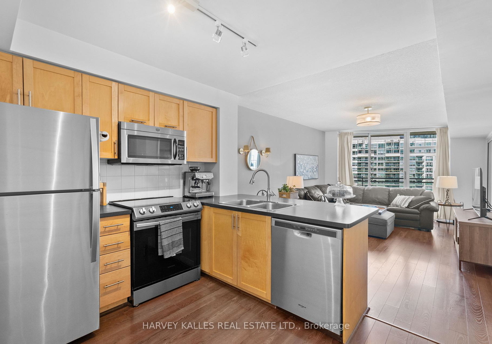 650-queens-quay-w-toronto-ontario-c13142982