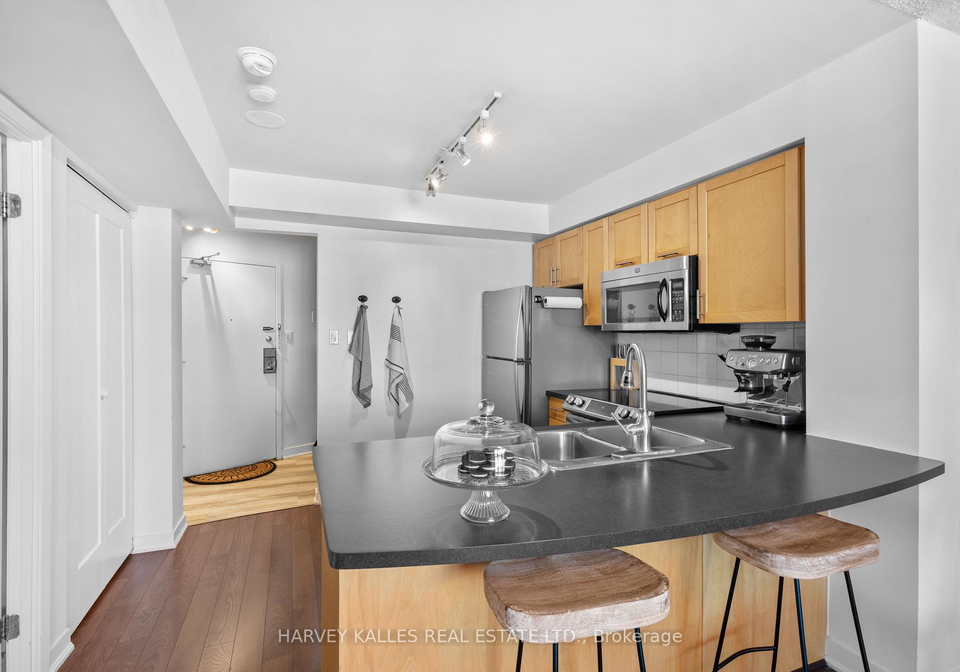 650-queens-quay-w-toronto-ontario-c13142982