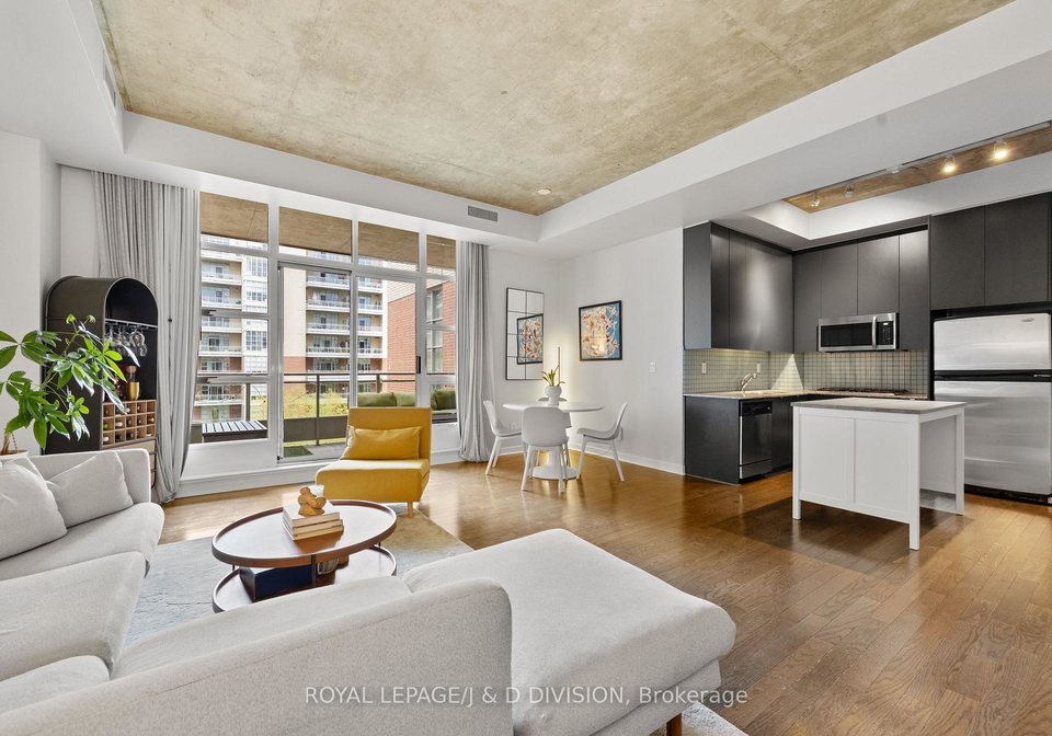 19-brant-street-toronto-ontario-c13143240