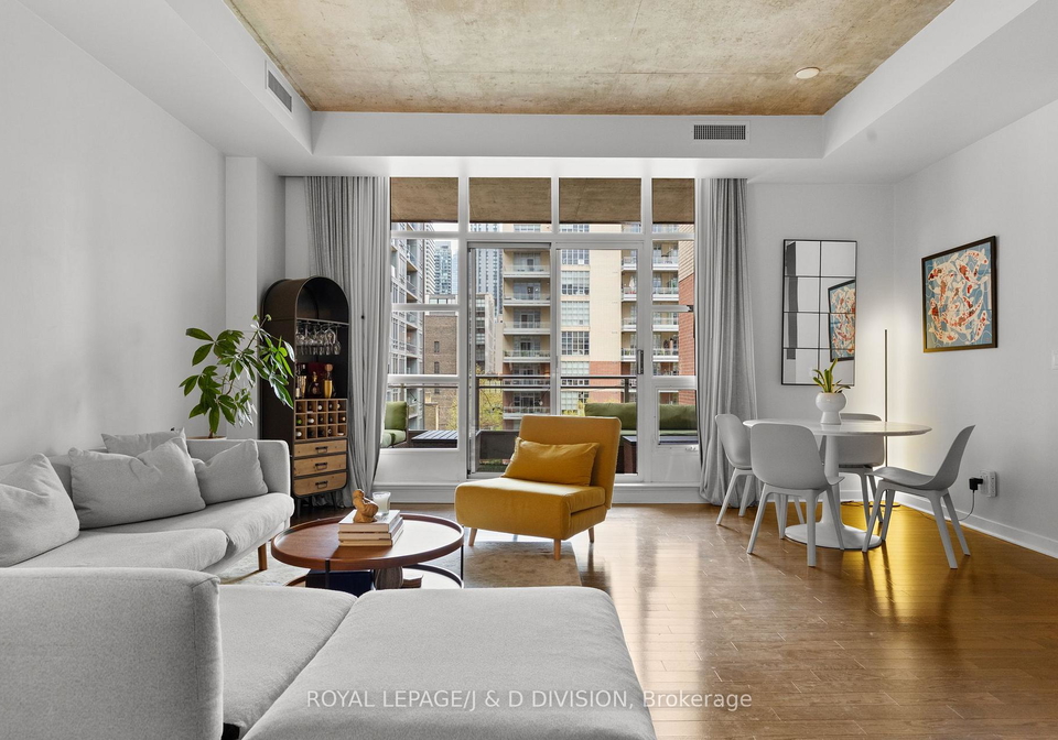 19-brant-street-toronto-ontario-c13143240