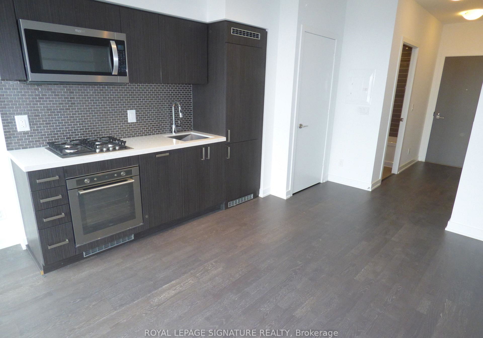 501-st-clair-avenue-w-toronto-ontario-c13143248