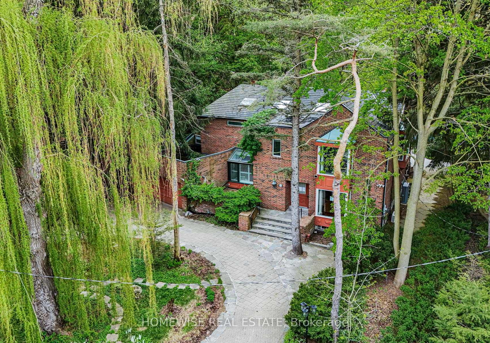 40-donino-avenue-north-york-ontario-c13143266