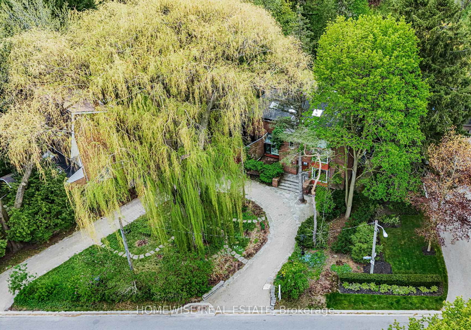 40-donino-avenue-north-york-ontario-c13143266