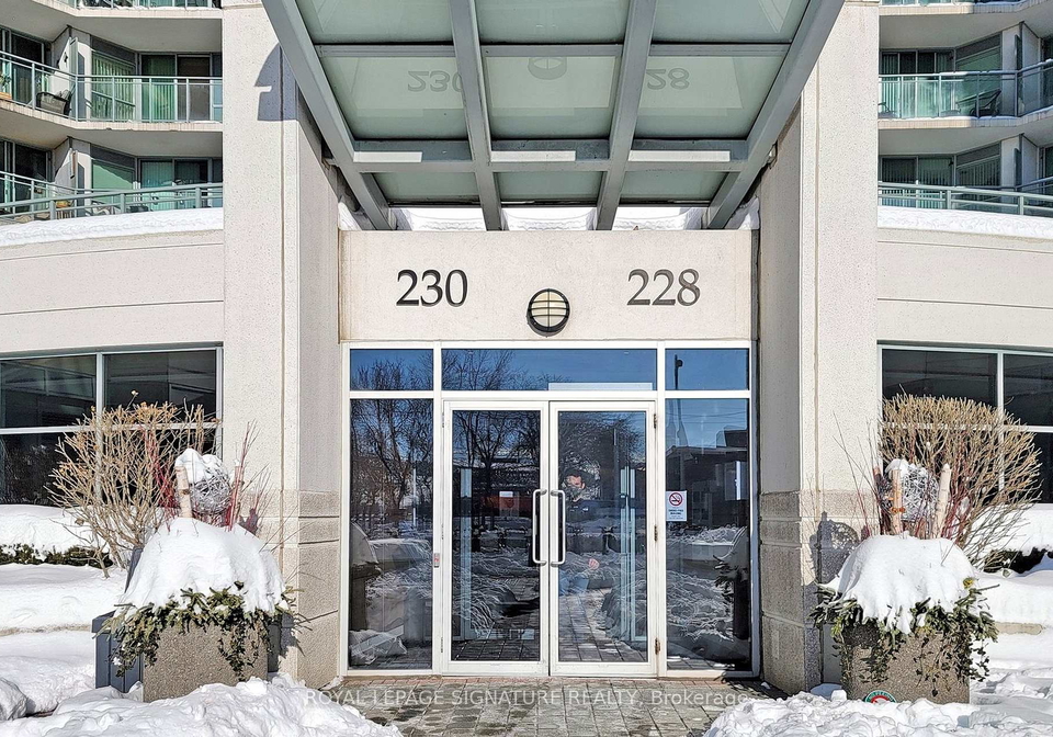 228-queens-quay-w-toronto-ontario-c13143630