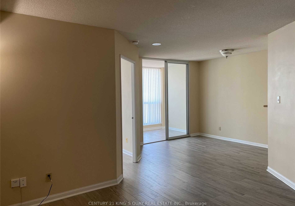 24-wellesley-street-w-toronto-ontario-c13143682