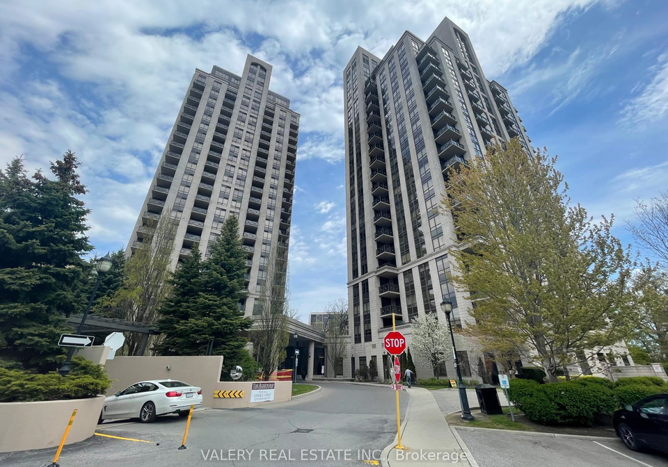 133-wynford-drive-north-york-ontario-c13143734