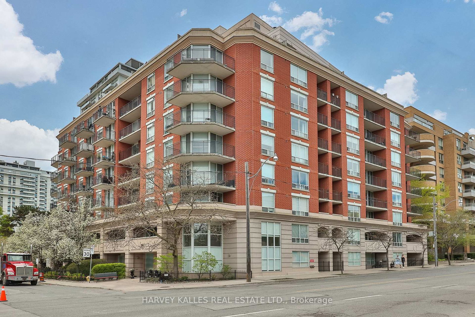 300-balliol-street-toronto-ontario-c13143778