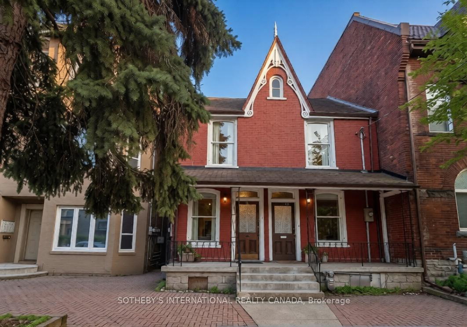11-darcy-street-toronto-ontario-c13143924