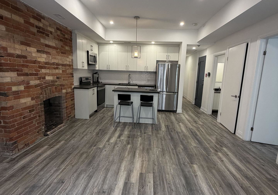 215-jarvis-street-toronto-ontario-c13144000