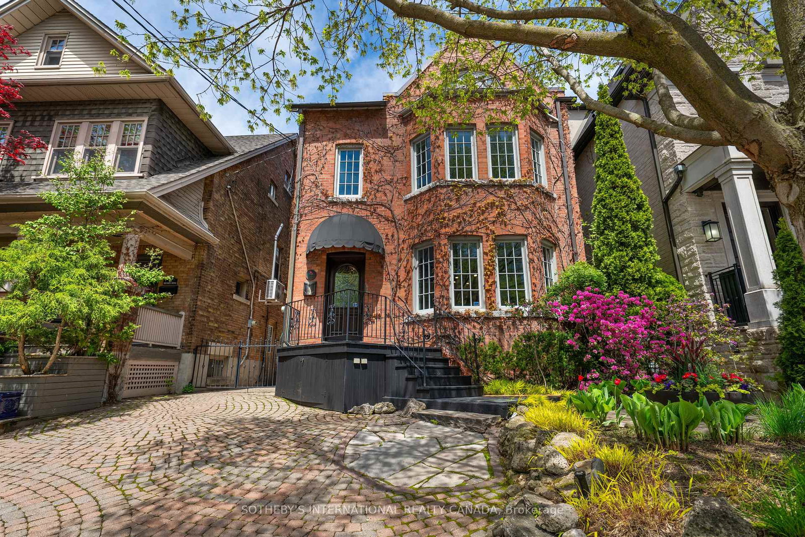 34-belsize-drive-toronto-ontario-c13144116