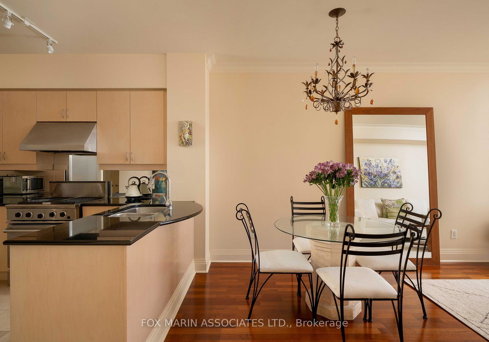 99-avenue-road-toronto-ontario-c13144472