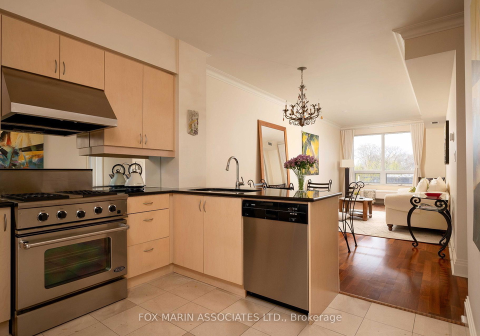 99-avenue-road-toronto-ontario-c13144472
