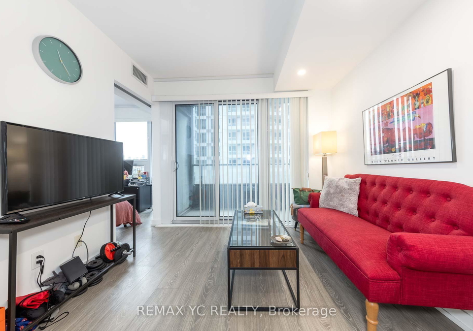 19-western-battery-road-toronto-ontario-c13144580