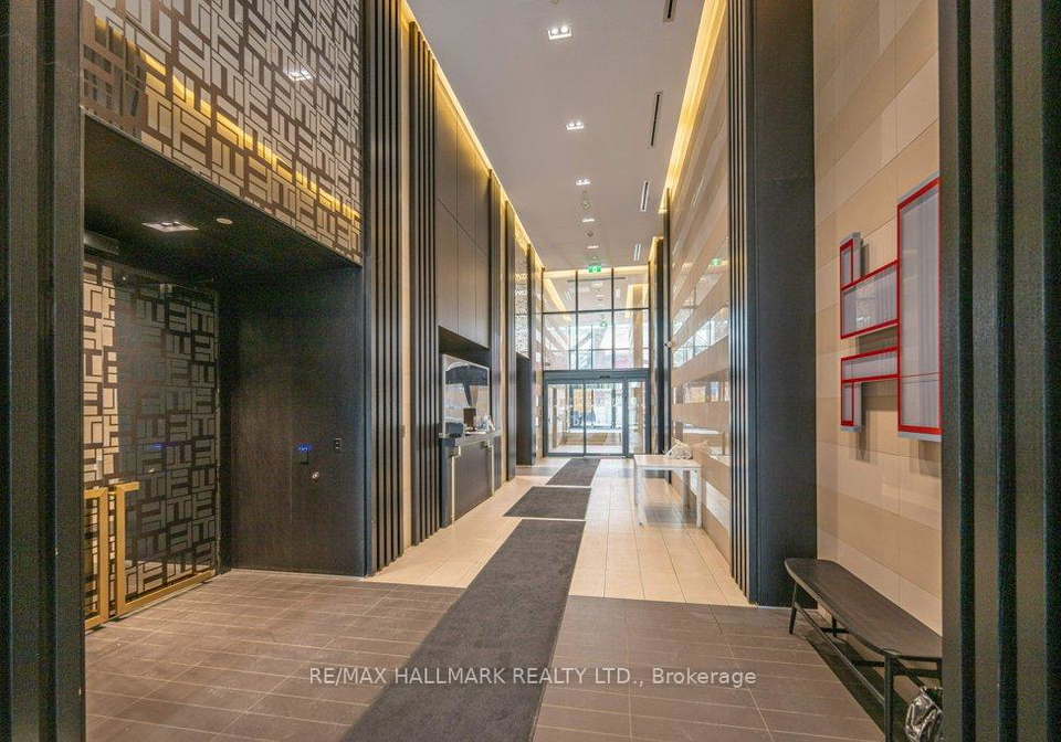 501-yonge-street-toronto-ontario-c13144790