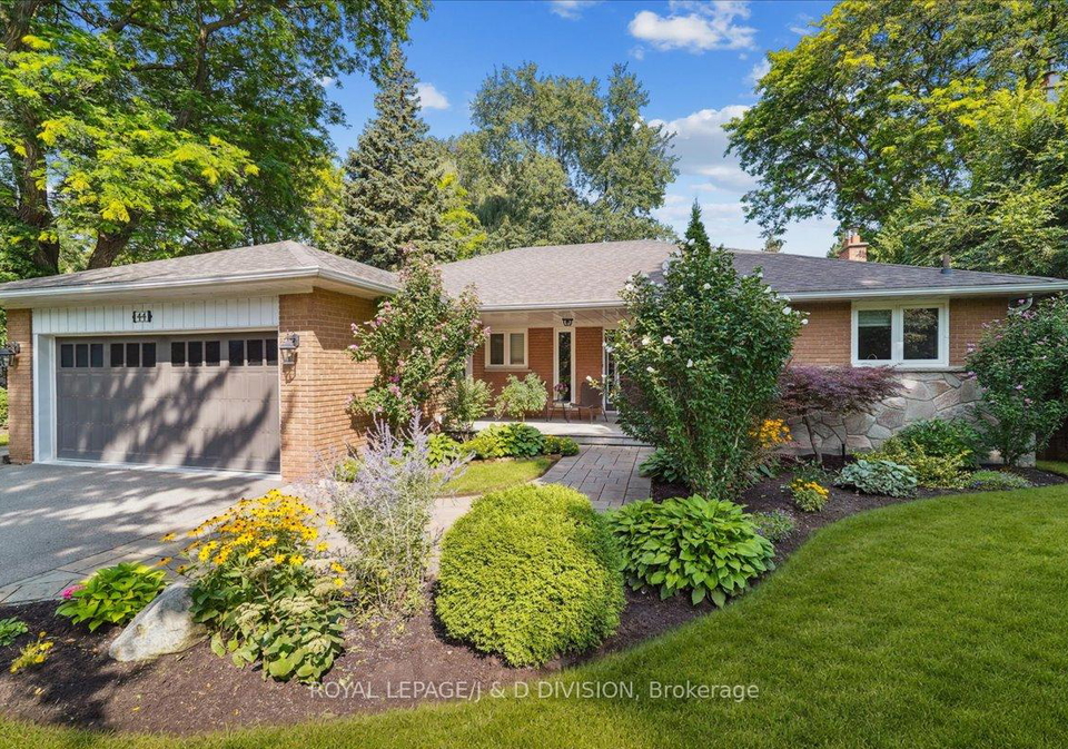 44-george-henry-boulevard-north-york-ontario-c13144882