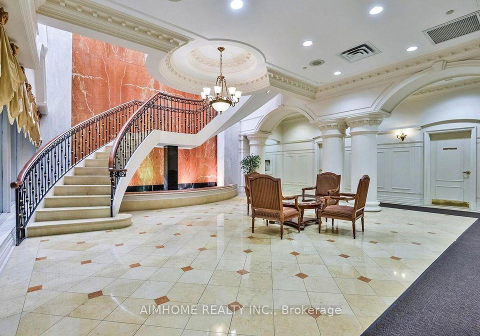880-grandview-way-north-york-ontario-c13145262