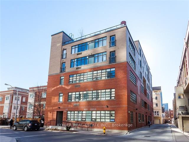10-wellesley-place-toronto-ontario-c13145298