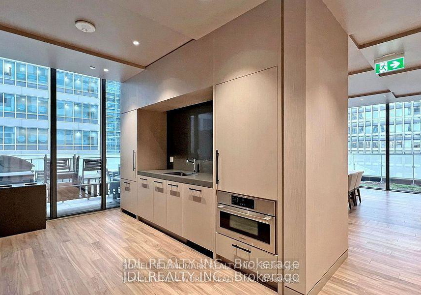 25-richmond-st-street-e-toronto-ontario-c13145324