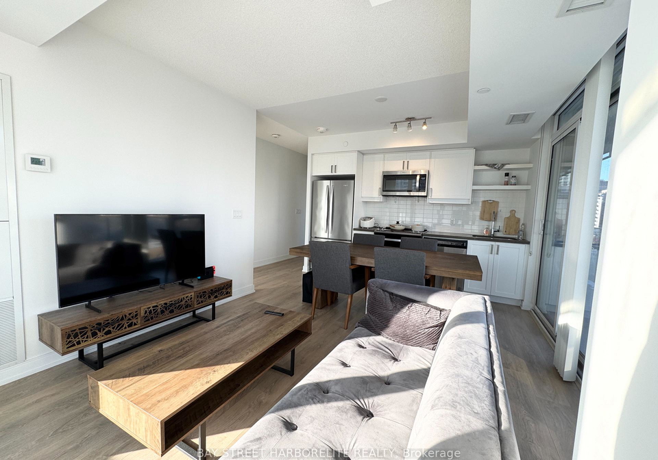 50-wellesley-street-e-toronto-ontario-c13145446