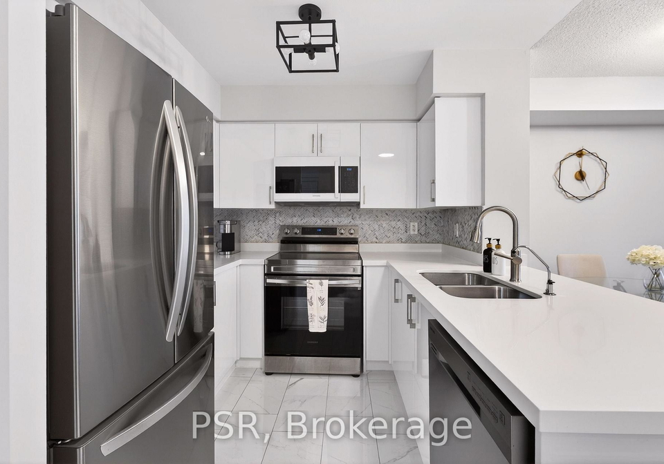 4978-yonge-street-n-toronto-ontario-c13145556