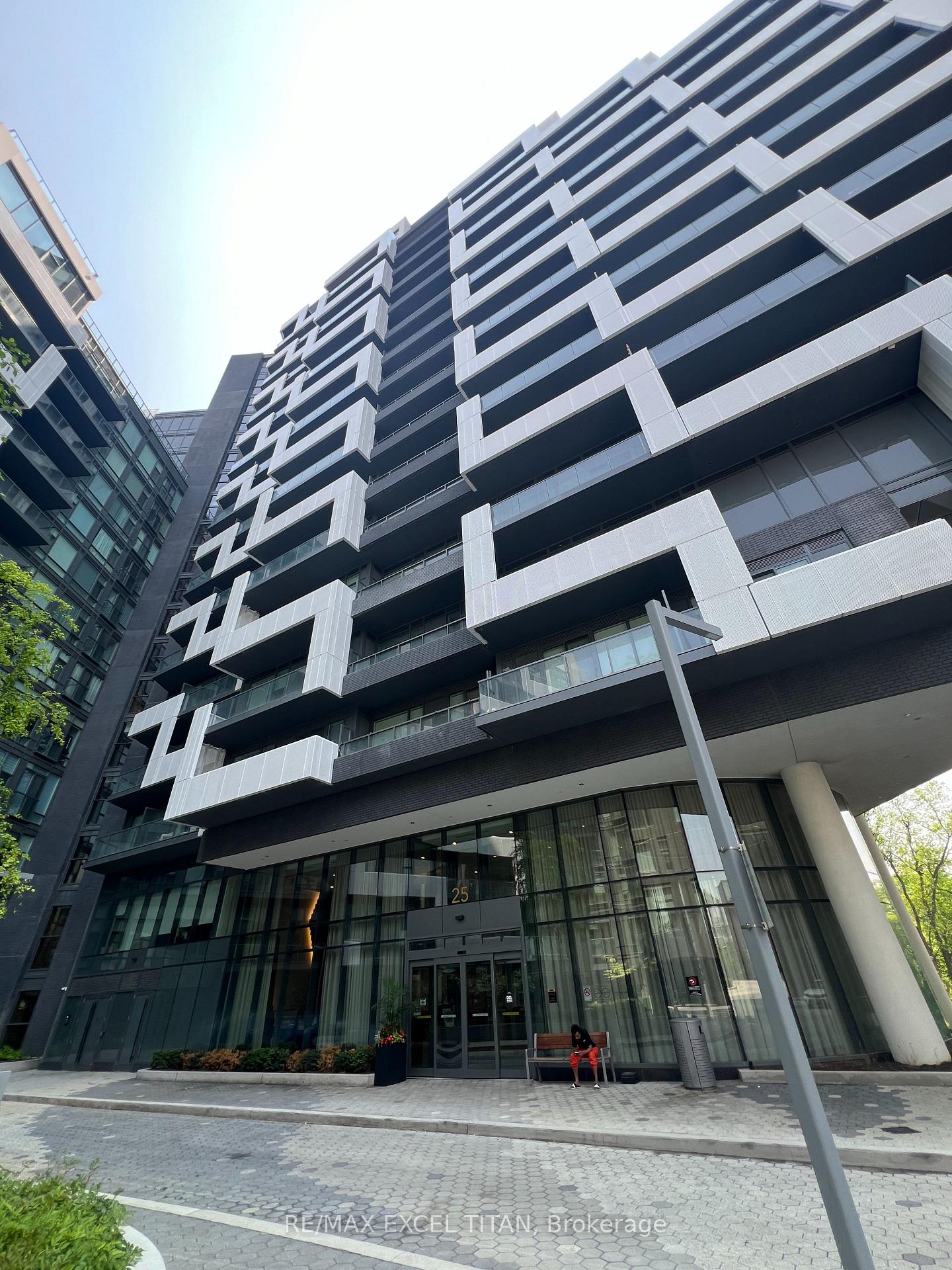 25-adra-grado-way-north-york-ontario-c13145640