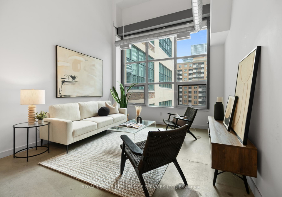 135-dalhousie-street-toronto-ontario-c13145814