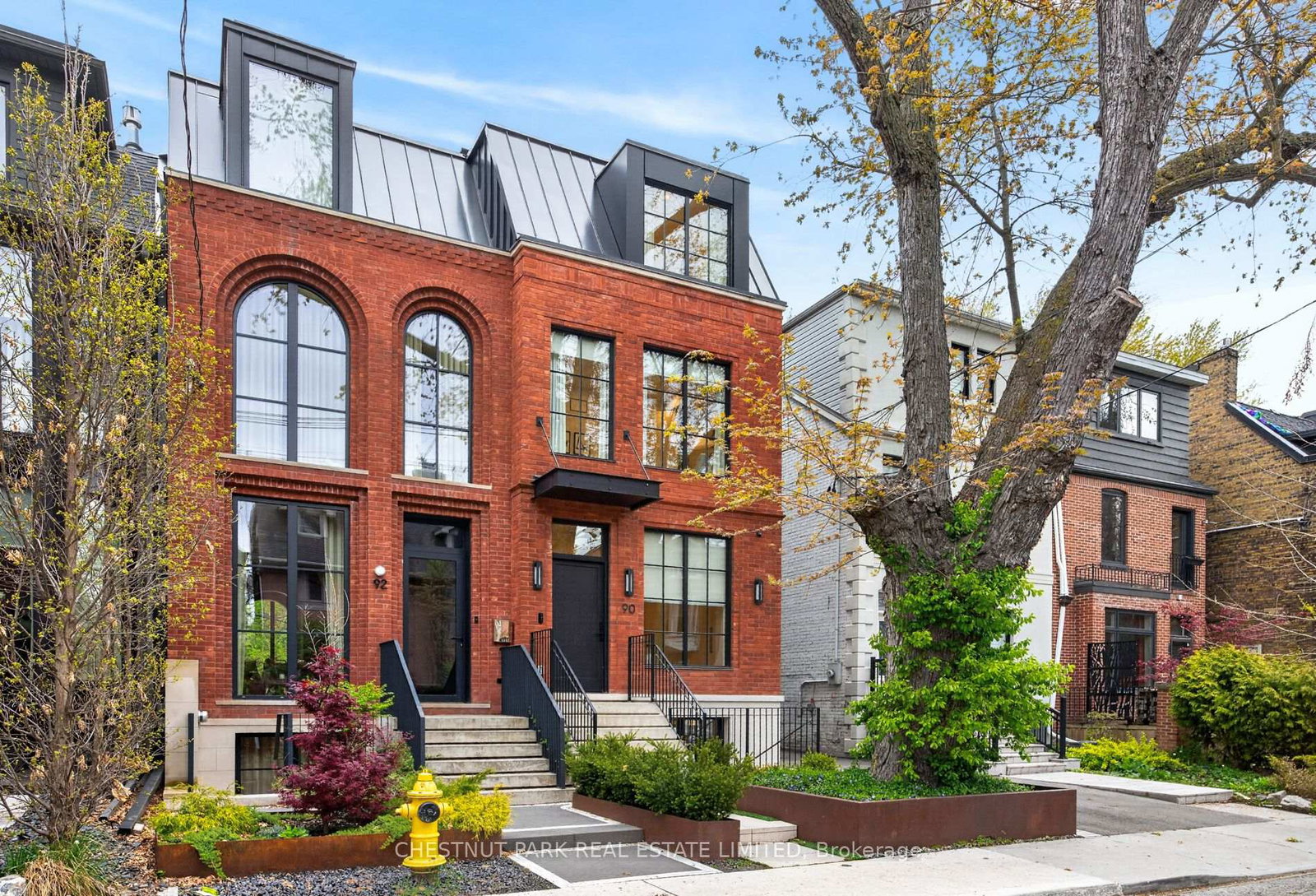 90-macpherson-avenue-toronto-ontario-c13146072