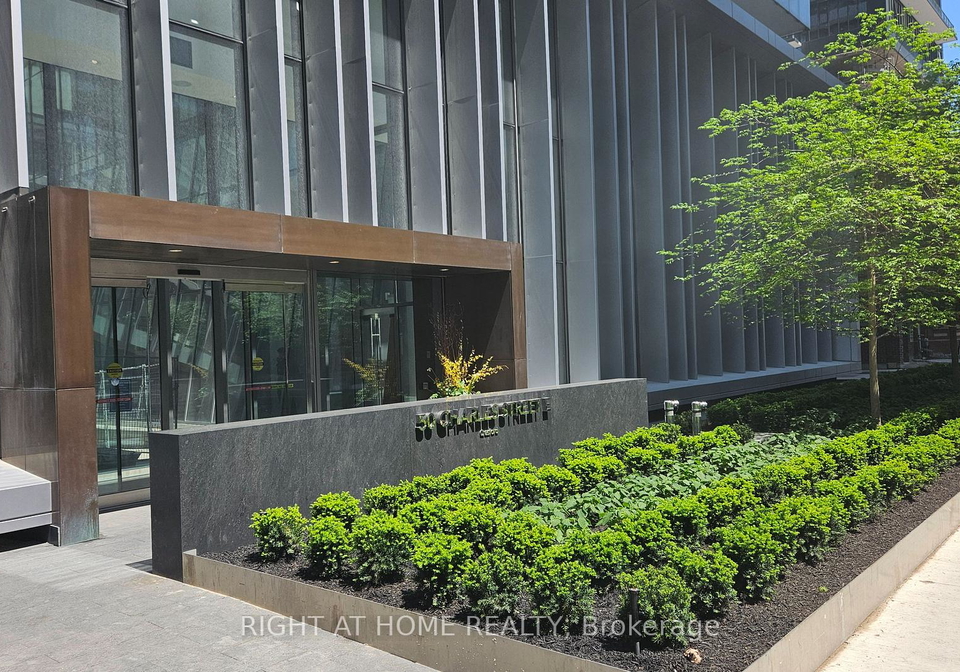 50-charles-street-e-toronto-ontario-c13146318