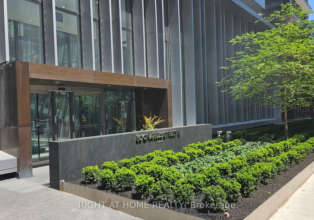 50-charles-street-e-toronto-ontario-c13146318