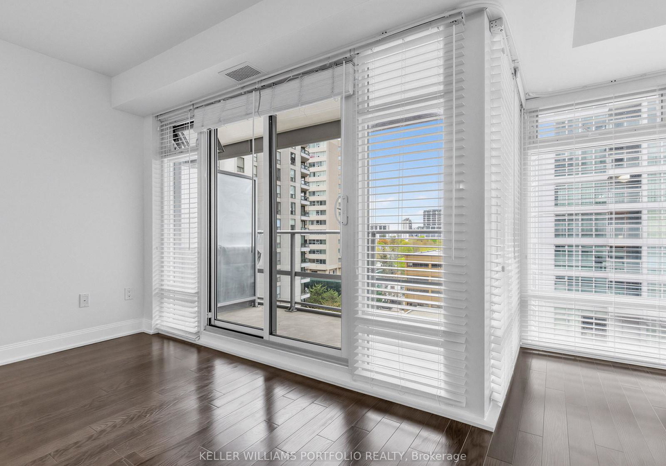 2191-yonge-street-toronto-ontario-c13146536
