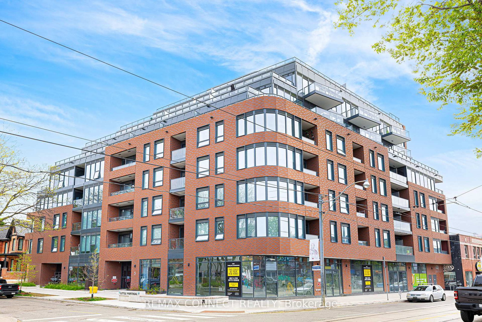 5-lakeview-avenue-toronto-ontario-c13146636