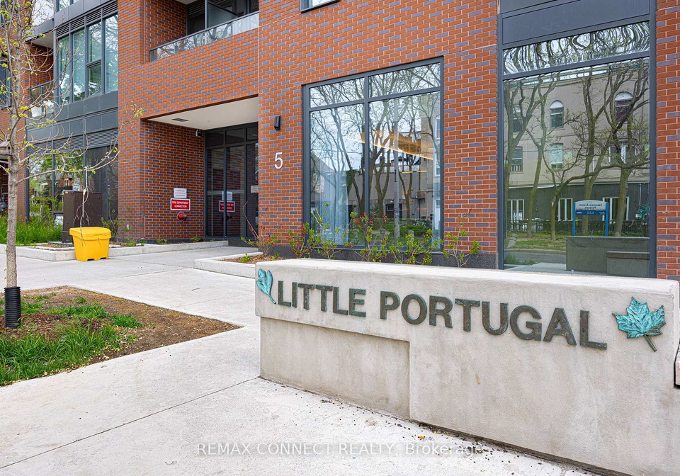 5-lakeview-avenue-toronto-ontario-c13146636