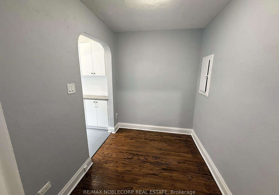 1377-bayview-avenue-east-york-ontario-c13146658