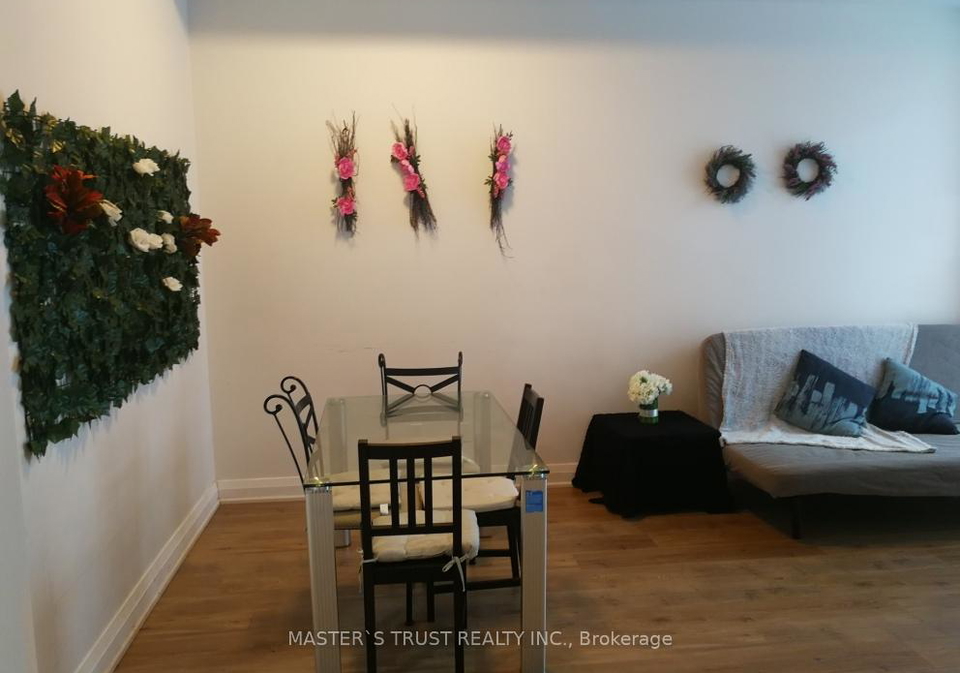 8-wellesley-street-e-toronto-ontario-c13146706