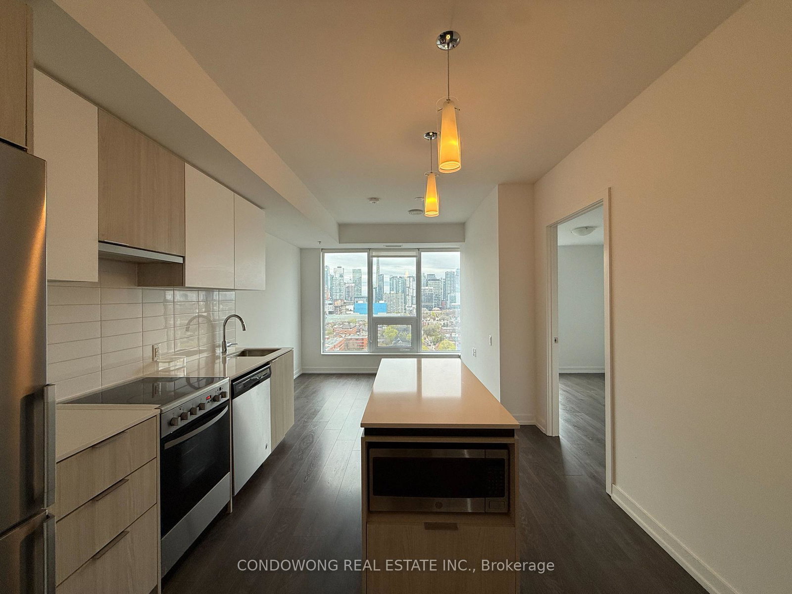 203-college-street-toronto-ontario-c13146938