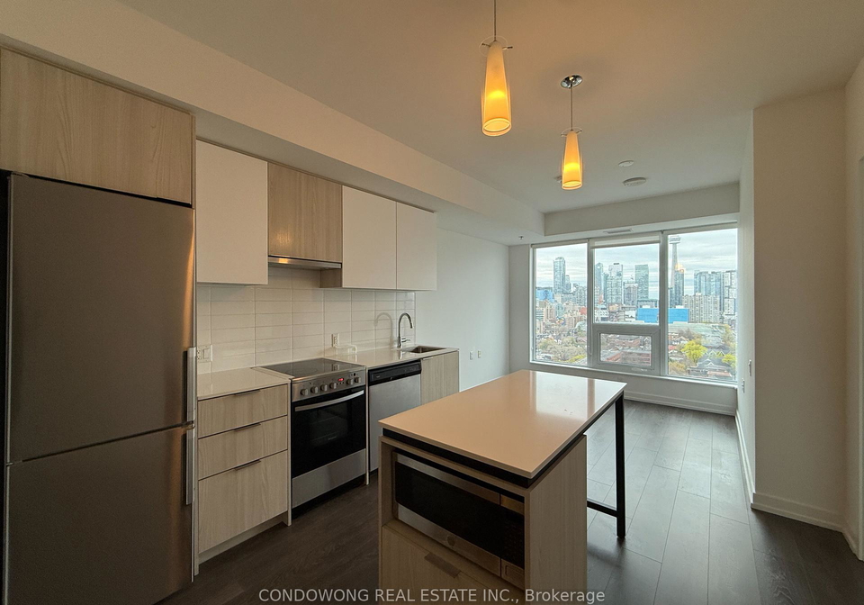 203-college-street-toronto-ontario-c13146938