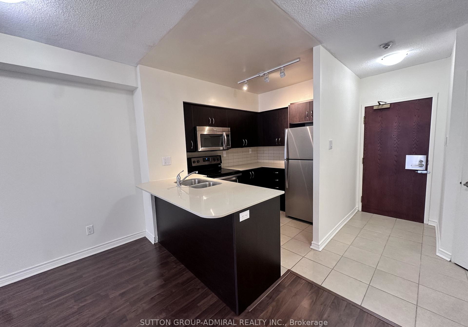 736-bay-street-toronto-ontario-c13147174