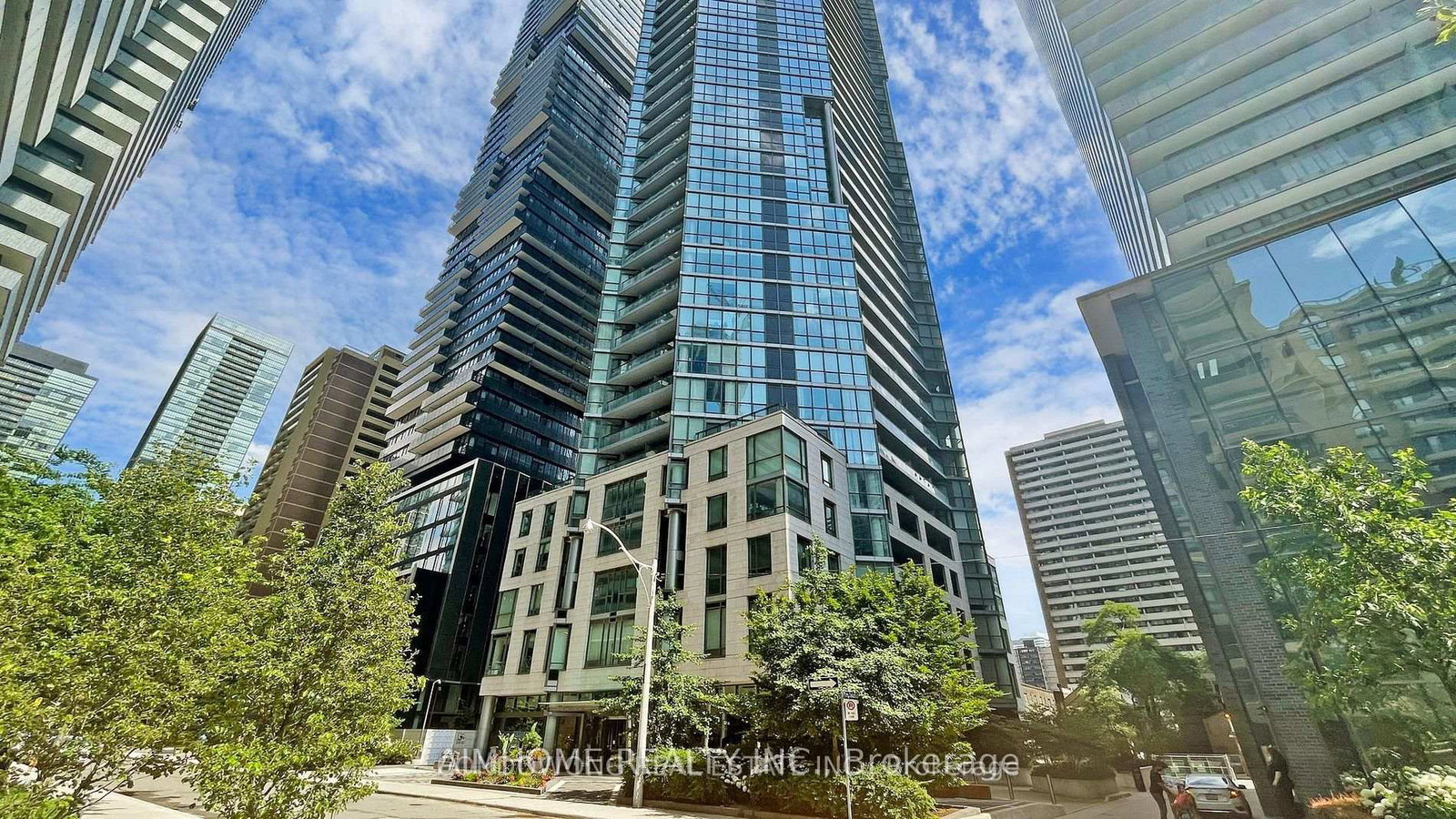 45-charles-street-e-toronto-ontario-c13147224