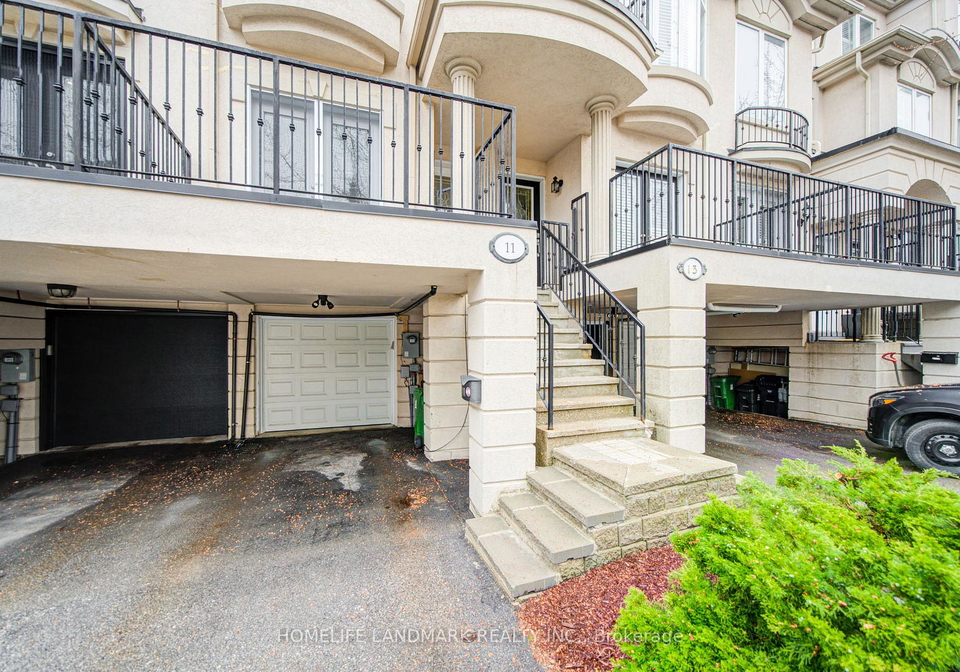 11-humphrey-gate-north-york-ontario-c13147316