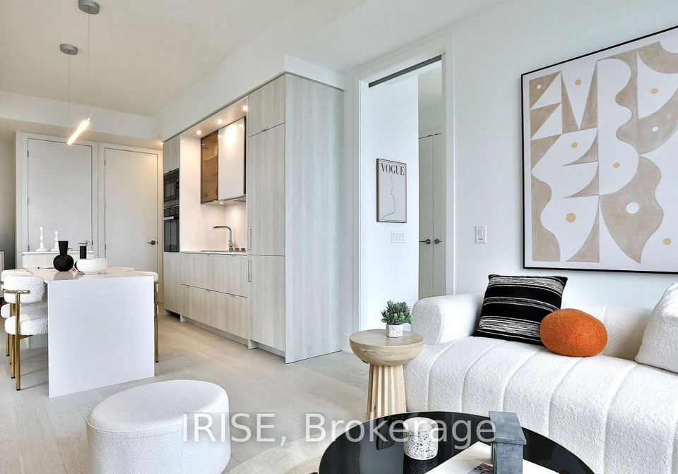 11-yorkville-avenue-toronto-ontario-c13147322