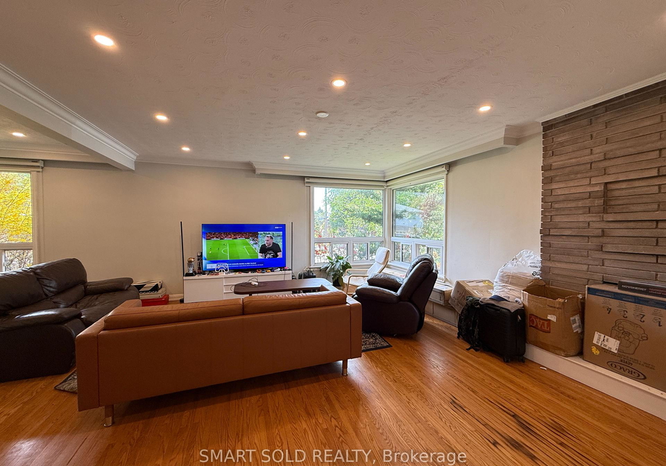 30-caswell-drive-north-york-ontario-c13147350